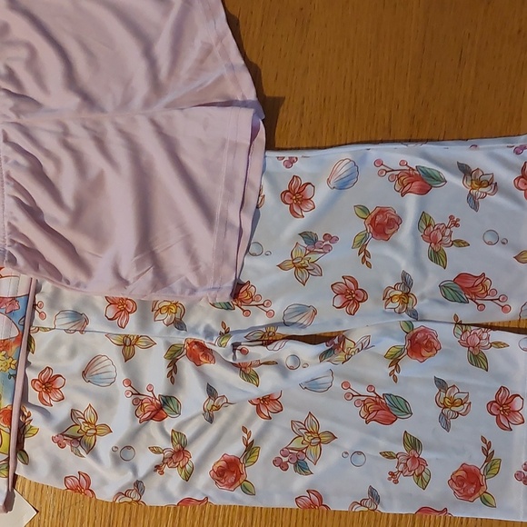 Disney princess 3 piece pyjama set - Picture 2 of 4